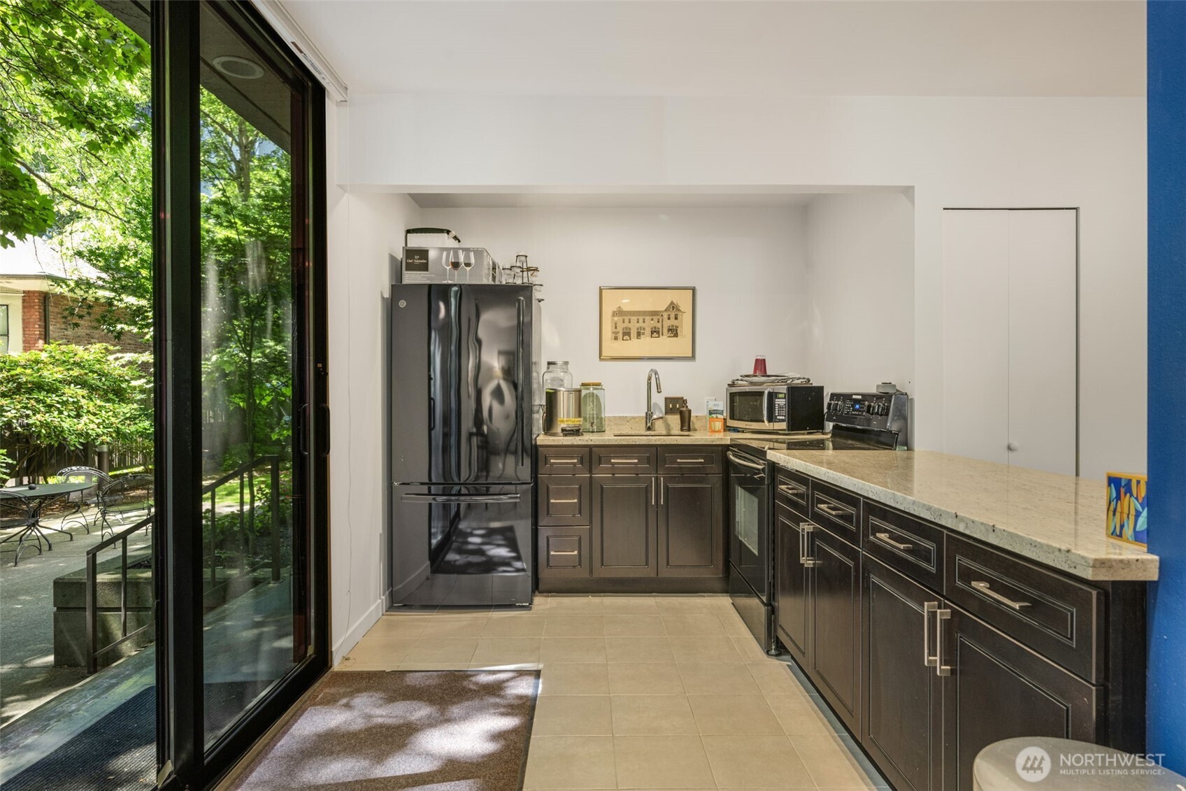 1120 Spring Street Unit: 202