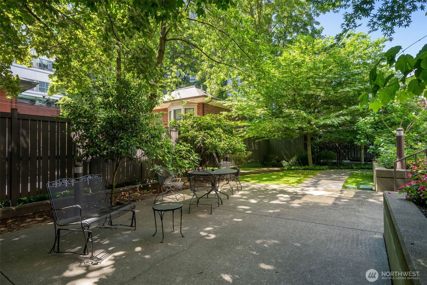 1120 Spring Street Unit: 202