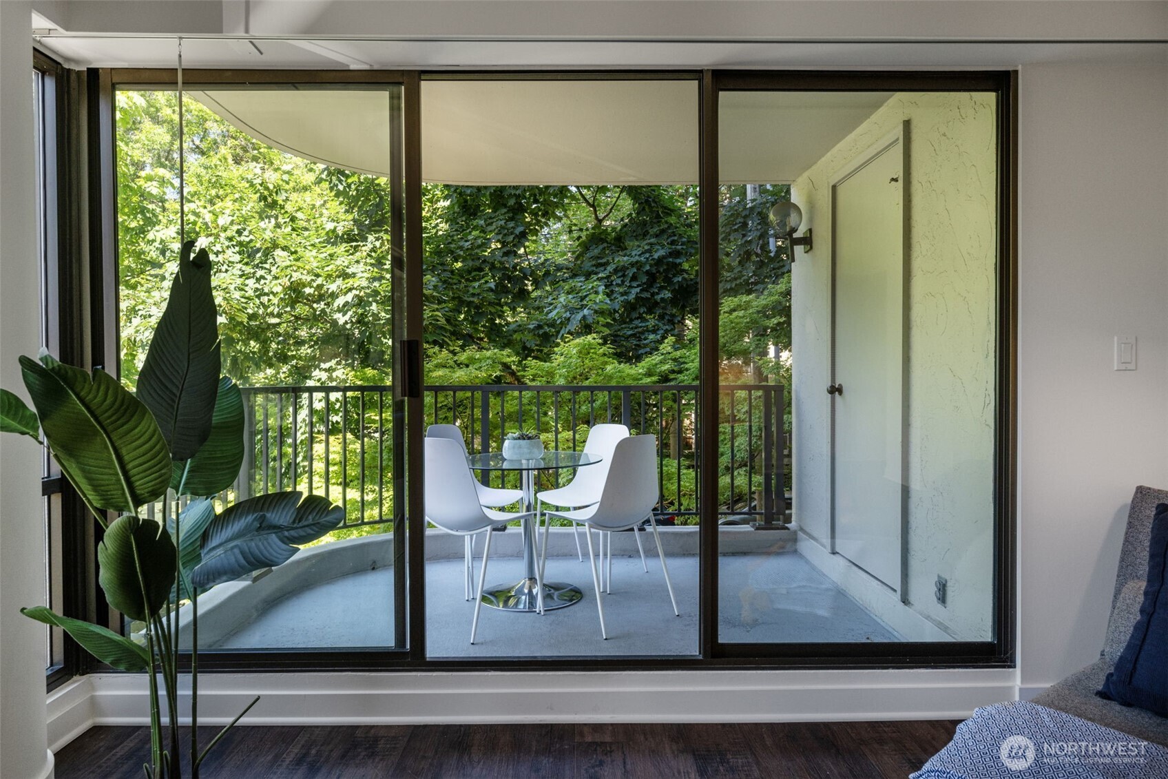 1120 Spring Street Unit: 202