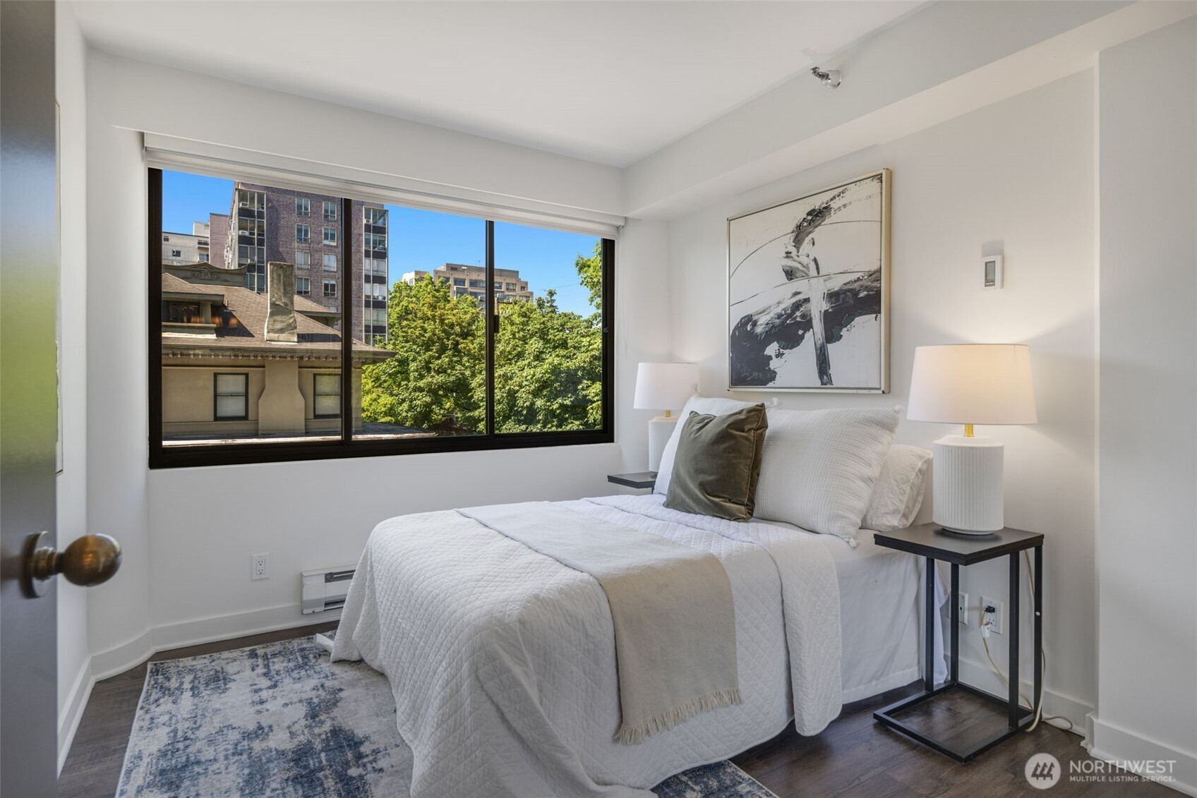 1120 Spring Street Unit: 202
