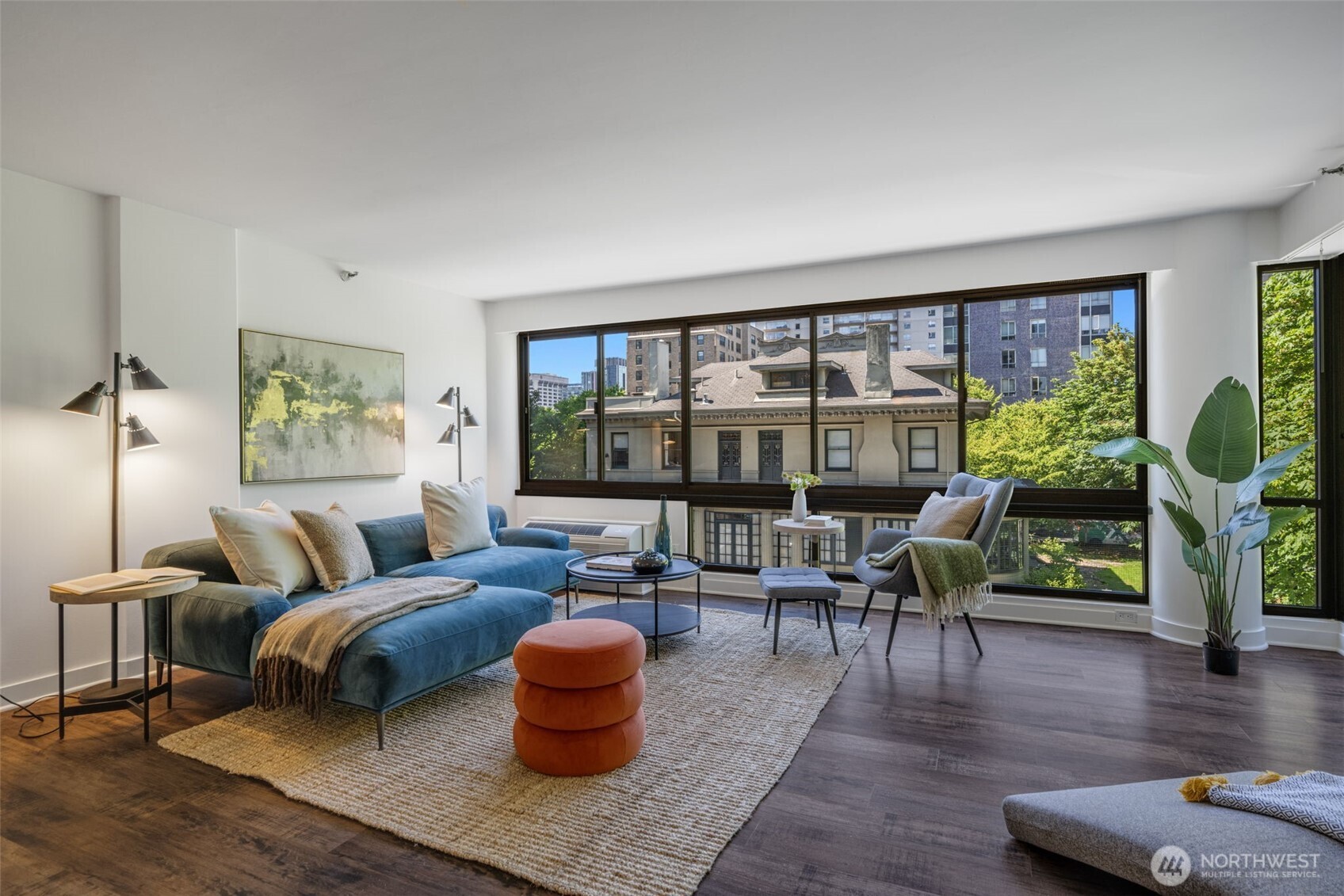 1120 Spring Street Unit: 202
