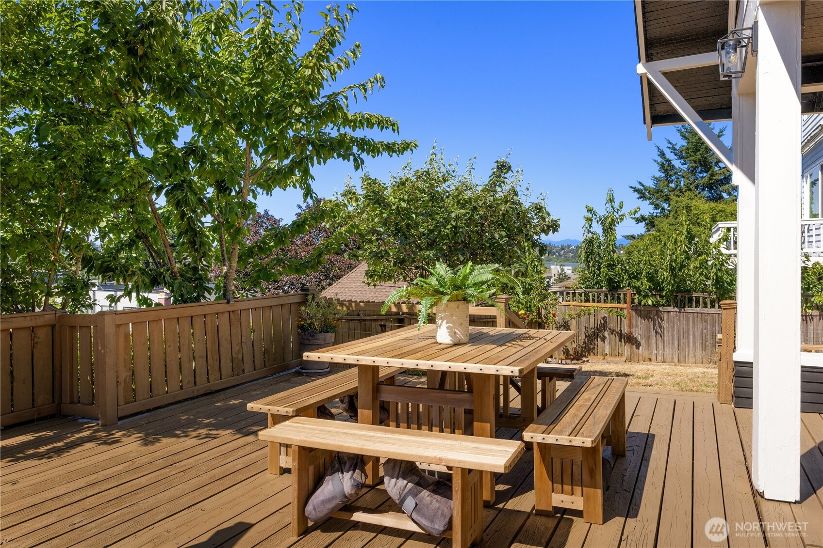 907 NE 72nd Street