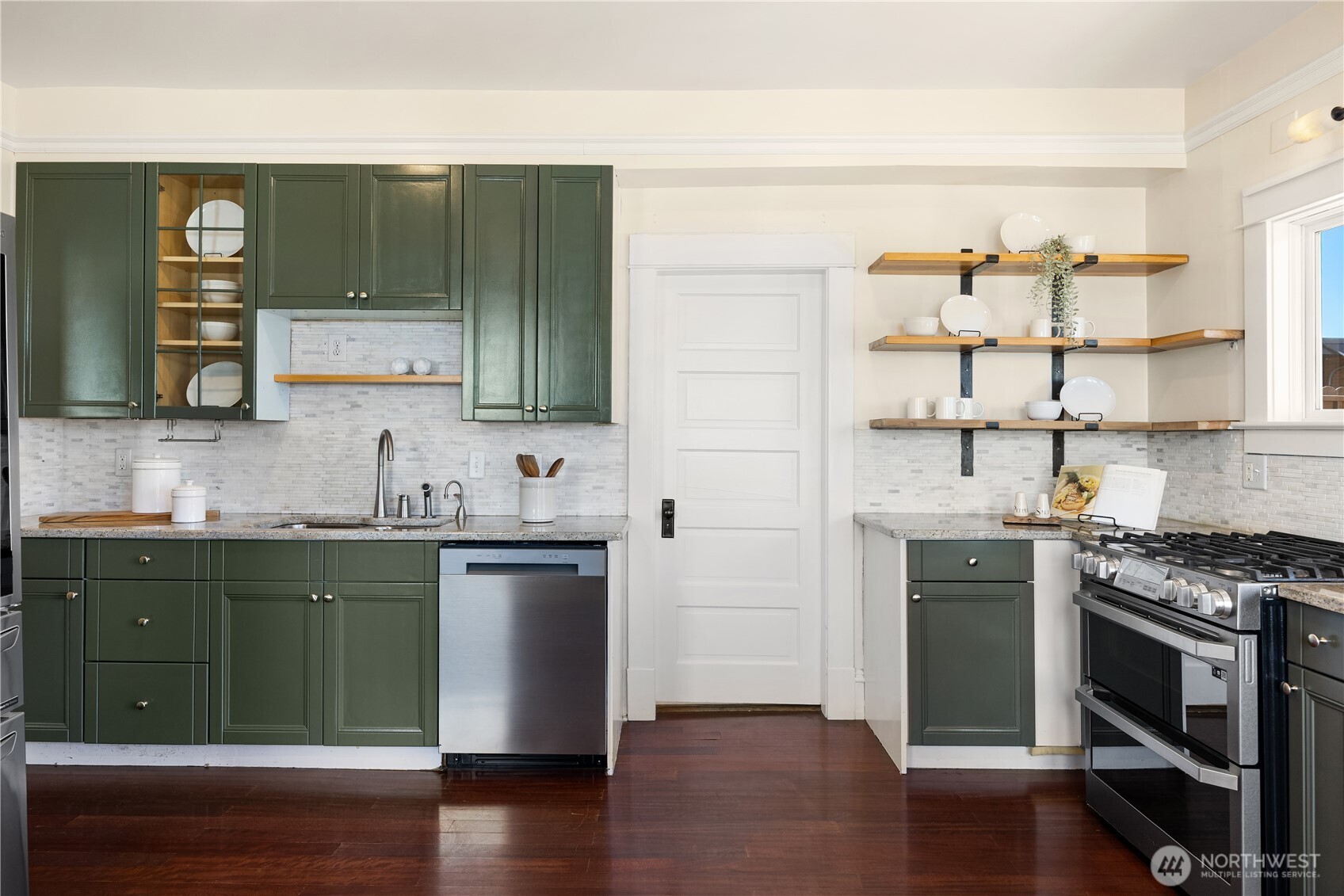 907 NE 72nd Street