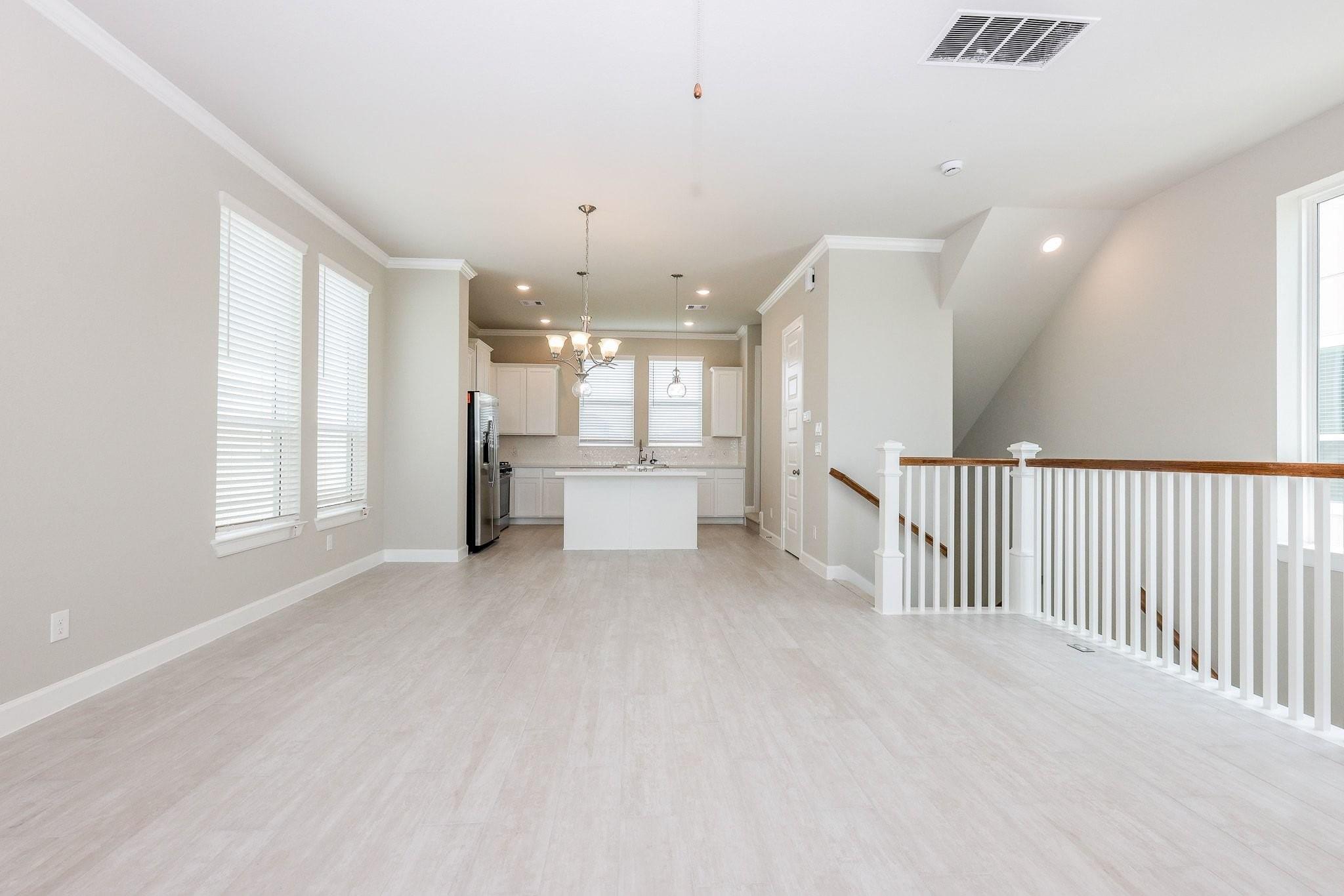 3018 Tres Olivos Dr