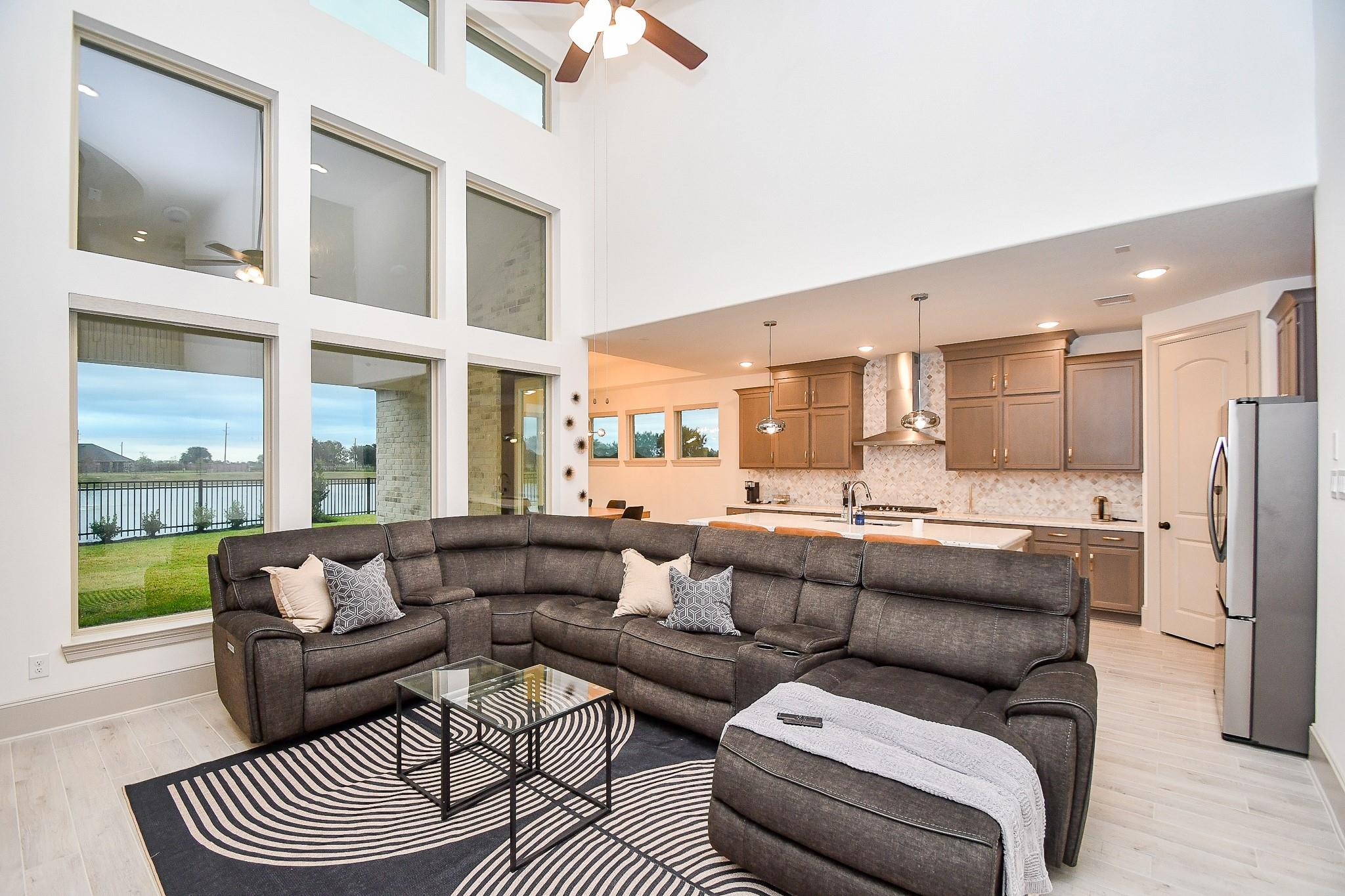 3224 Stingray Cove Dr