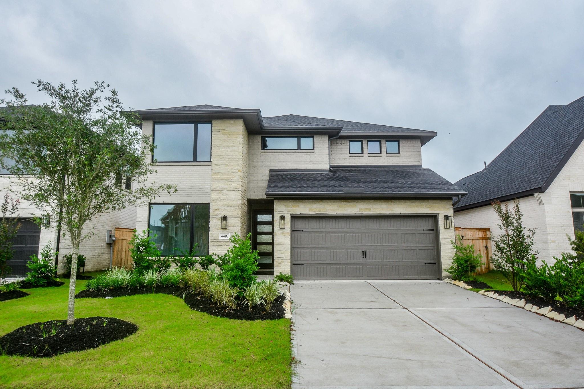 4407 Ruby Garden Court