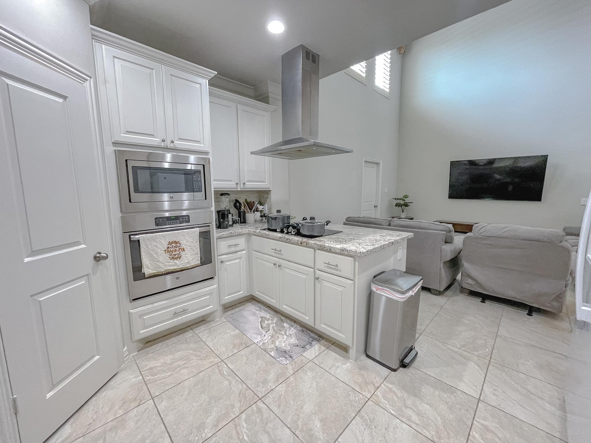 13422 Preston Cliff Court