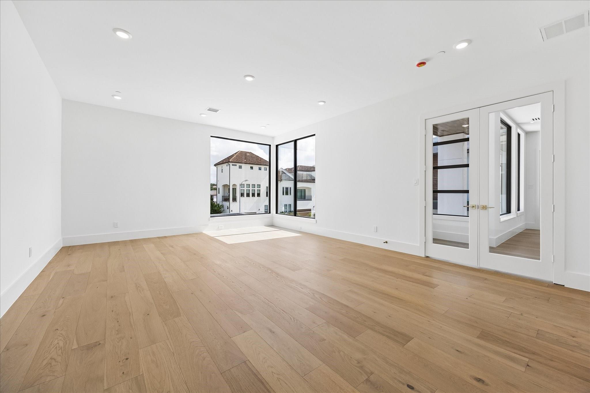 4537 Larch Lane