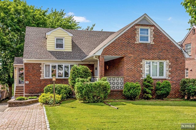 28 Entwistle Avenue
