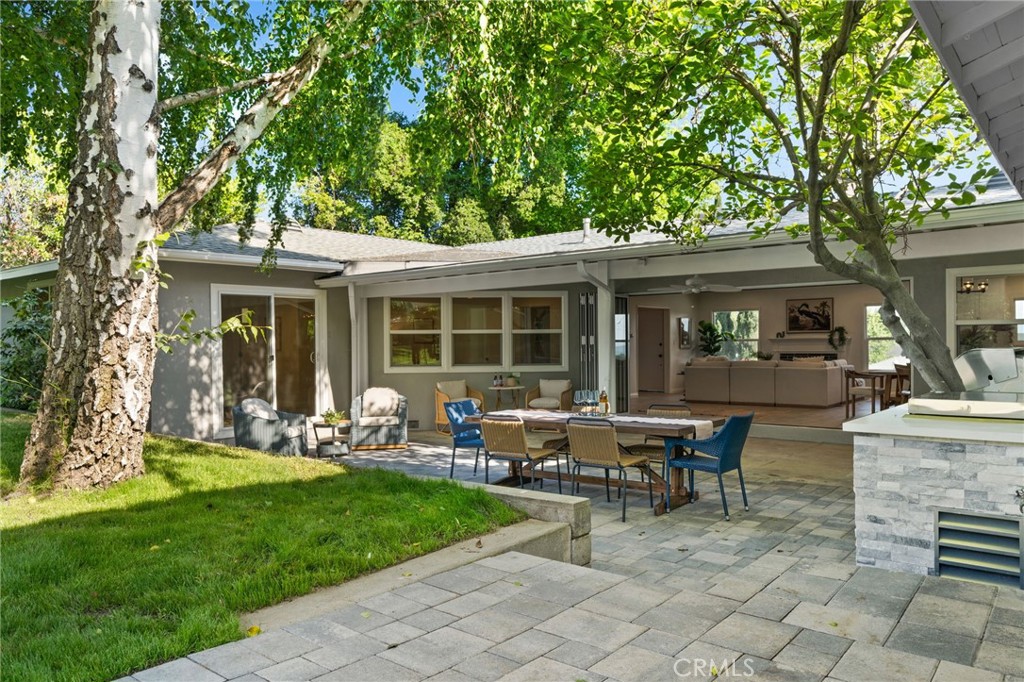 2145 Los Amigos Street