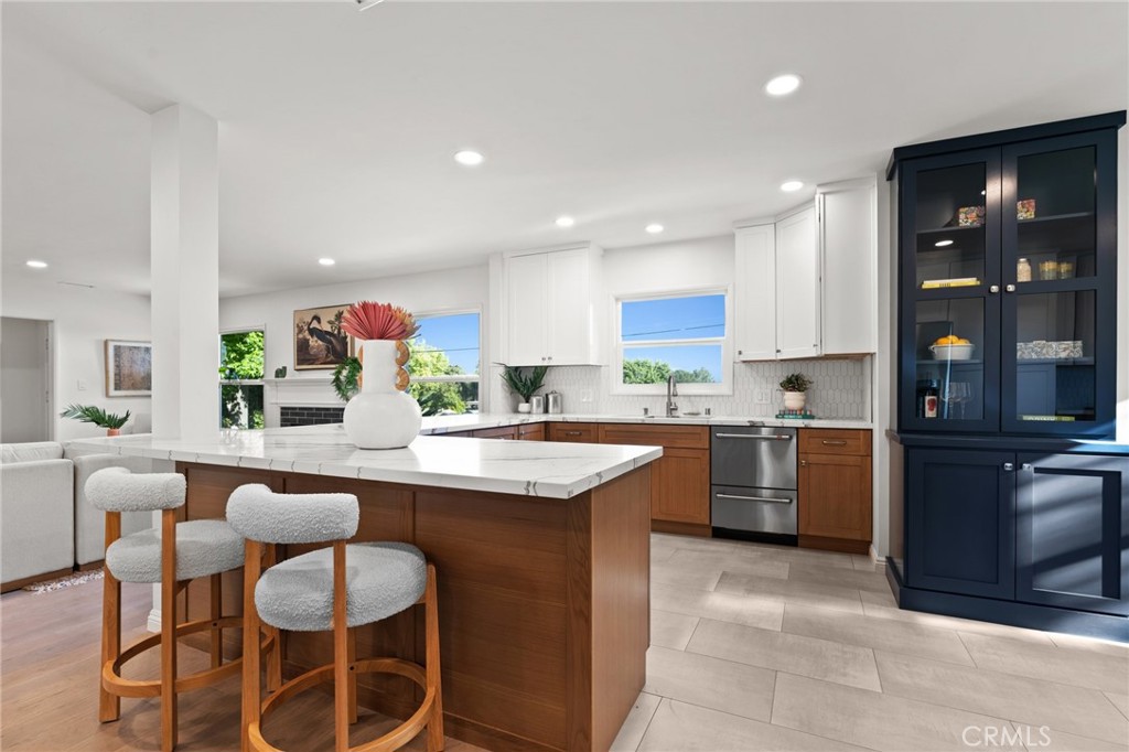 2145 Los Amigos Street