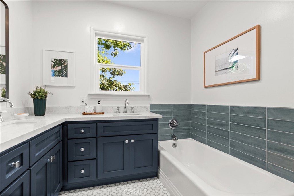 2145 Los Amigos Street