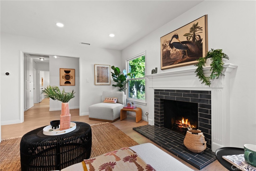 2145 Los Amigos Street