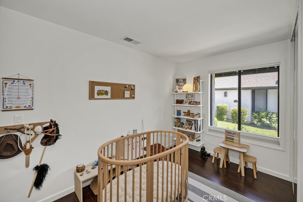 286 W Montecito Avenue M