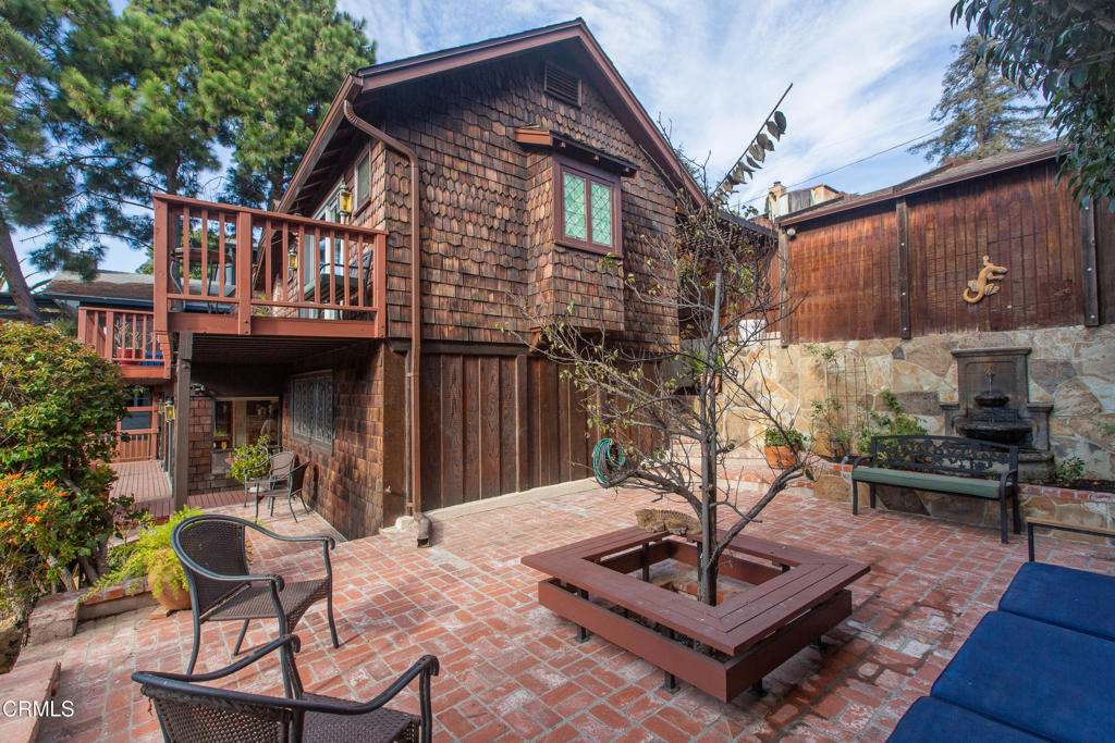 3880 Clayton Avenue W