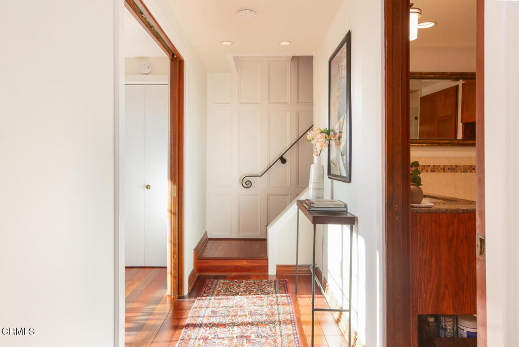 3880 Clayton Avenue W