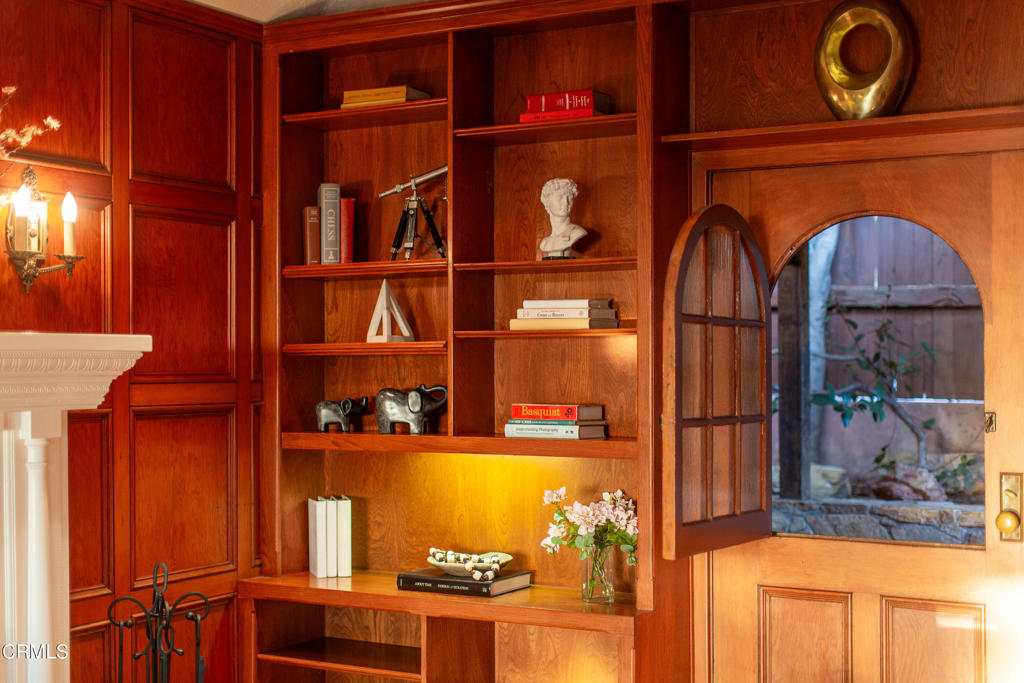 3880 Clayton Avenue W