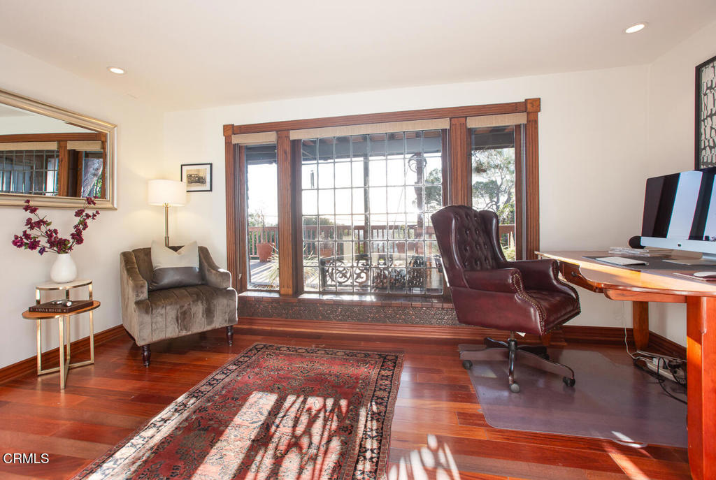 3880 Clayton Avenue W