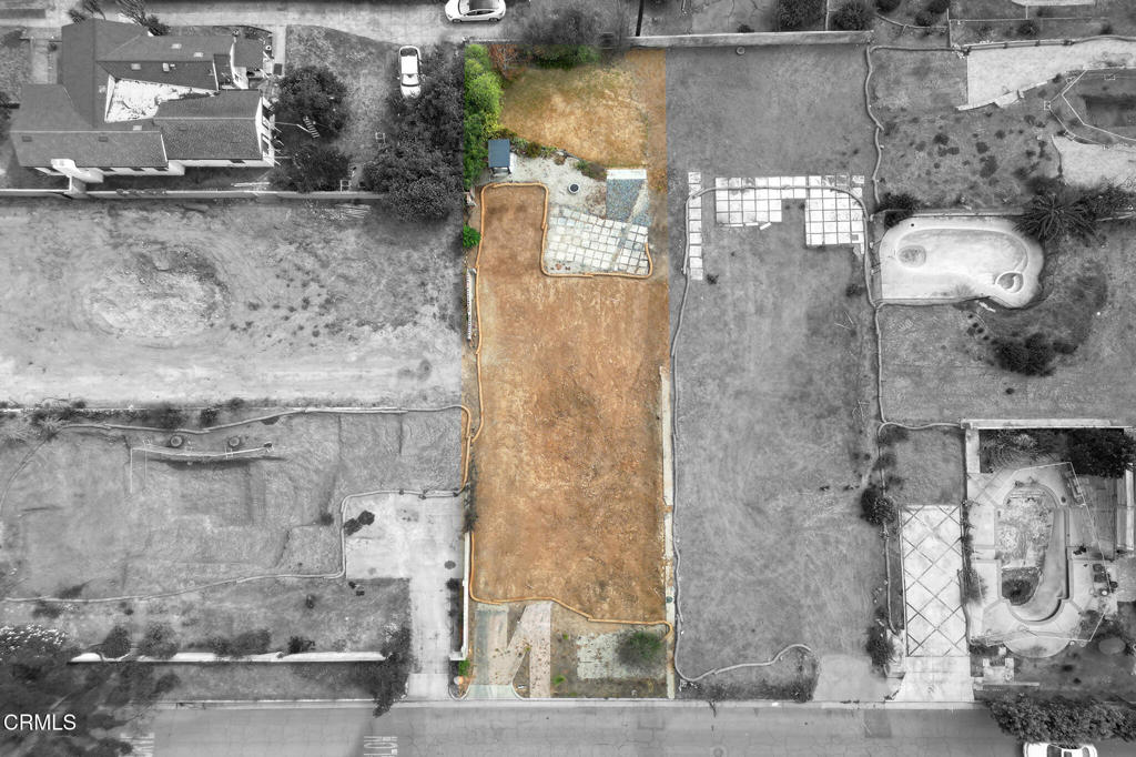 1370 E Calaveras Street