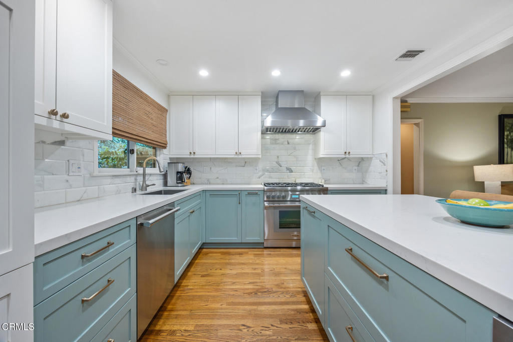 1146 Wellington Avenue