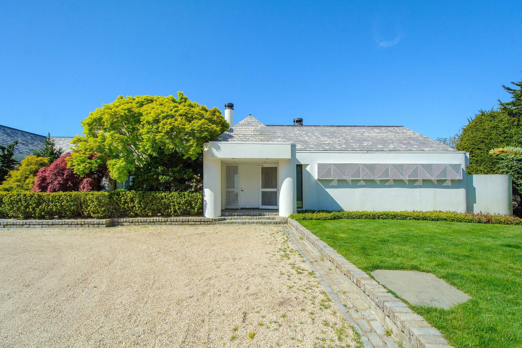 543 HALSEY NECK LN 