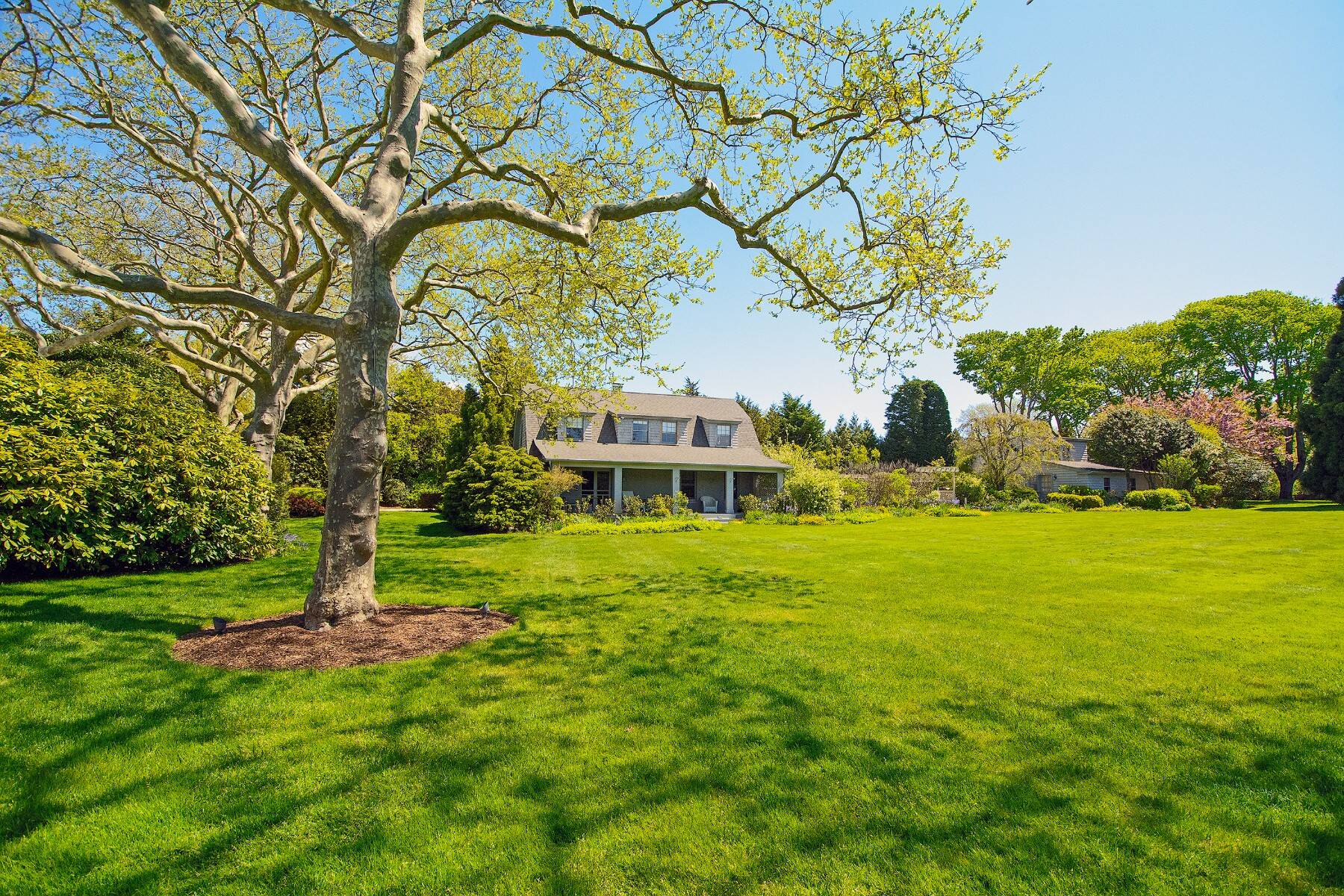 543 HALSEY NECK LN 