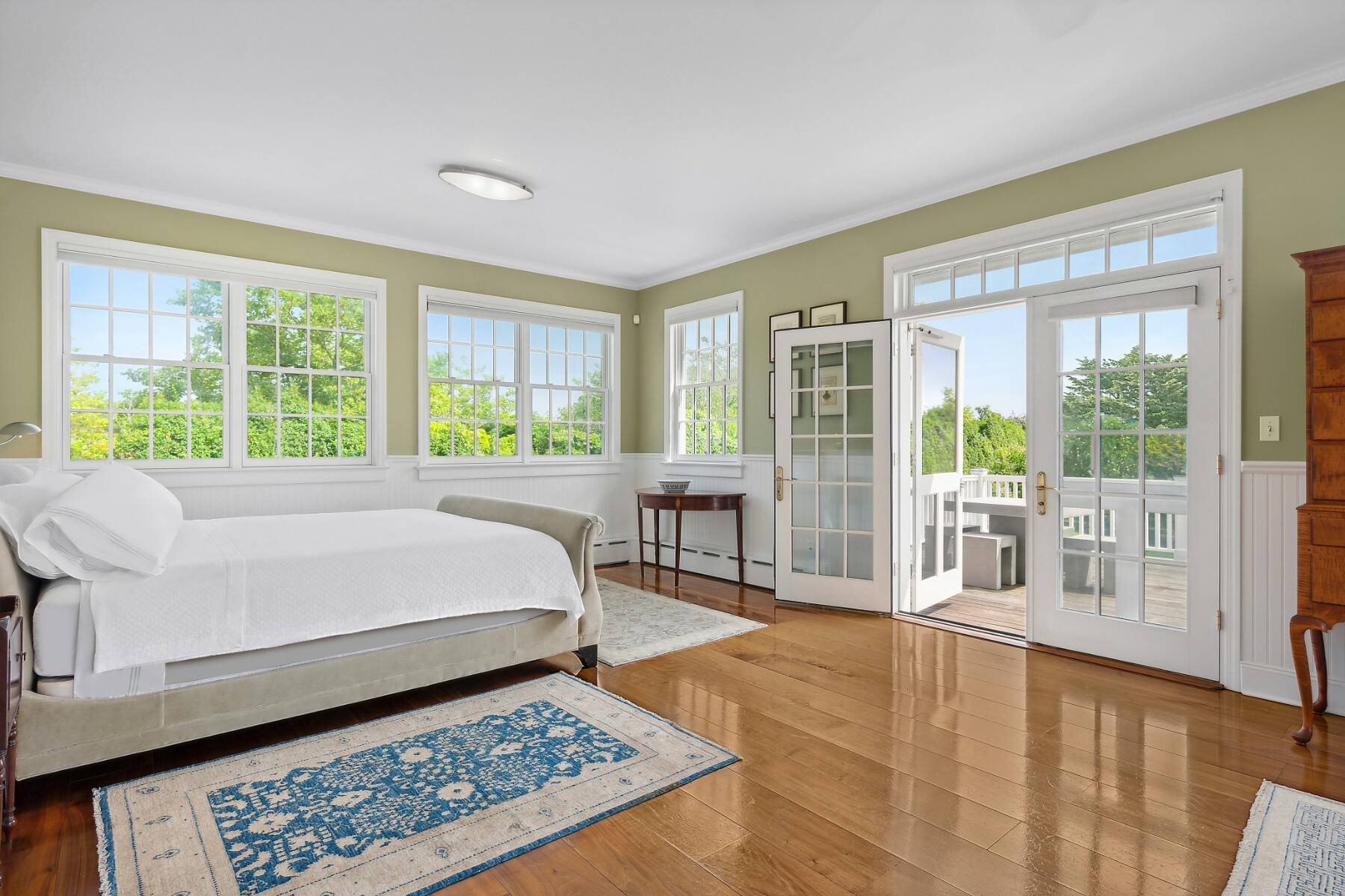 Gin Lane Carriage House With Deeded Ocean Access