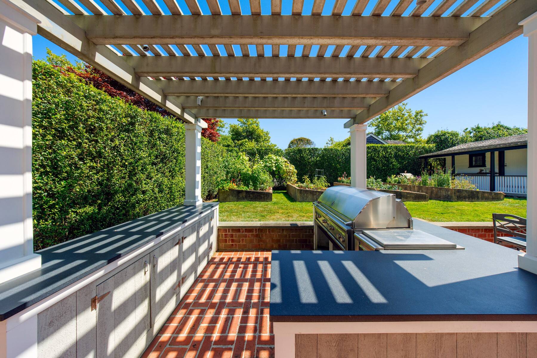 Gin Lane Carriage House With Deeded Ocean Access