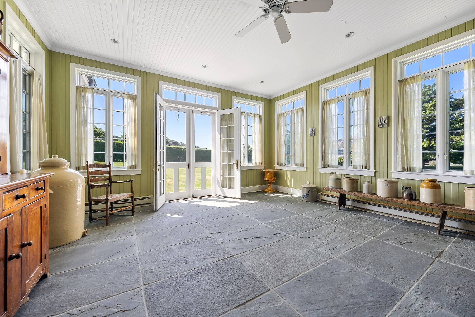 Gin Lane Carriage House With Deeded Ocean Access