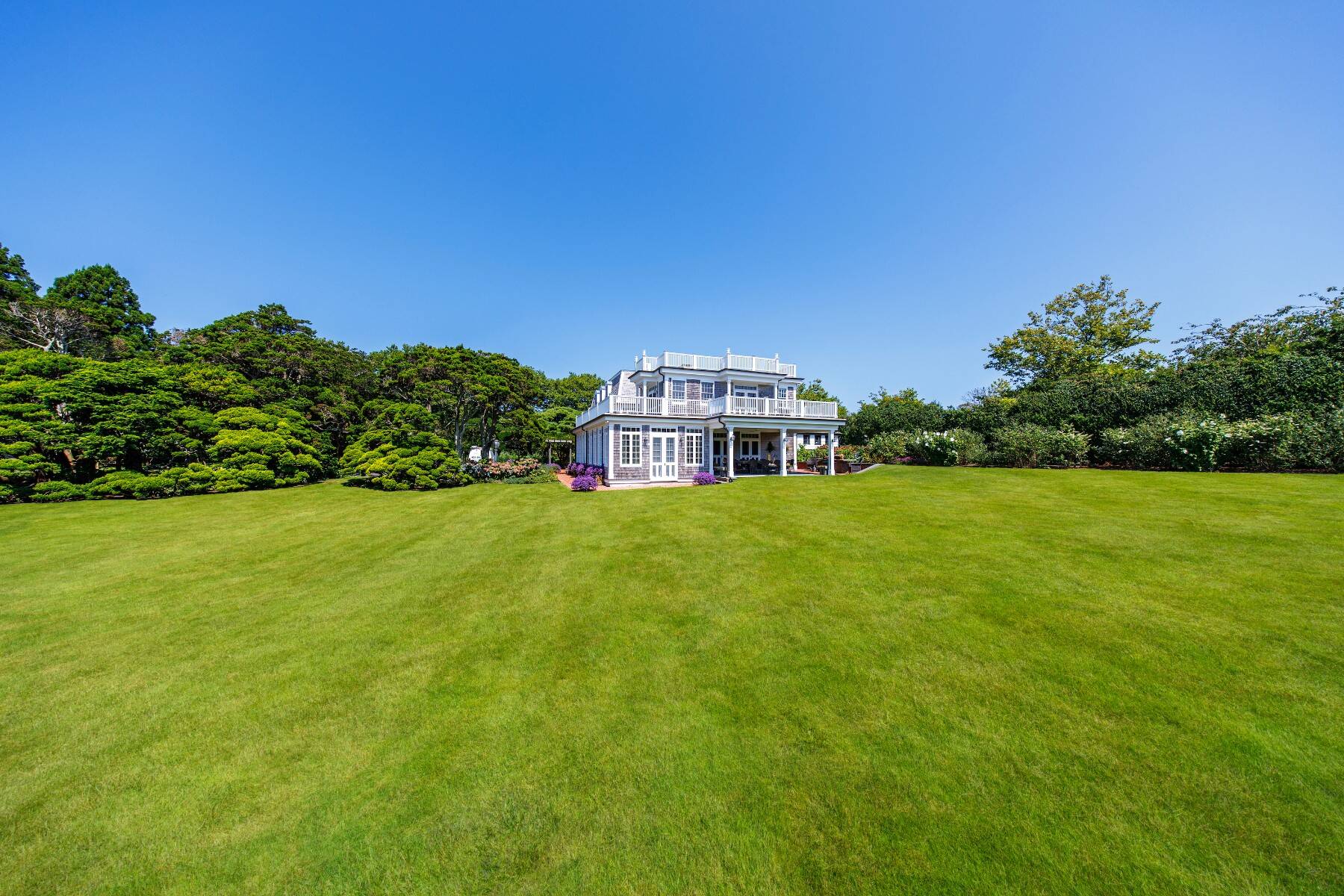 Gin Lane Carriage House With Deeded Ocean Access