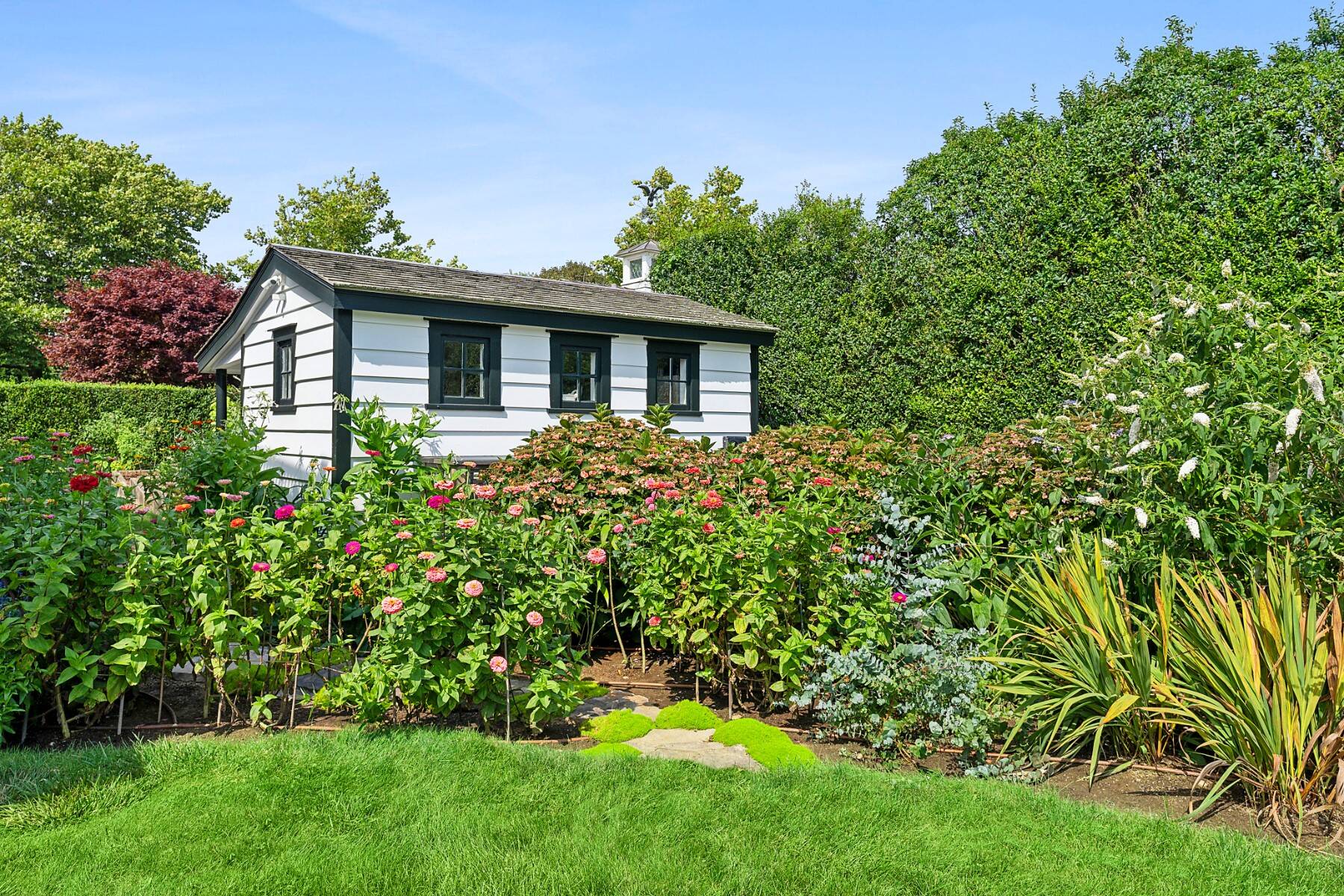 Gin Lane Carriage House With Deeded Ocean Access