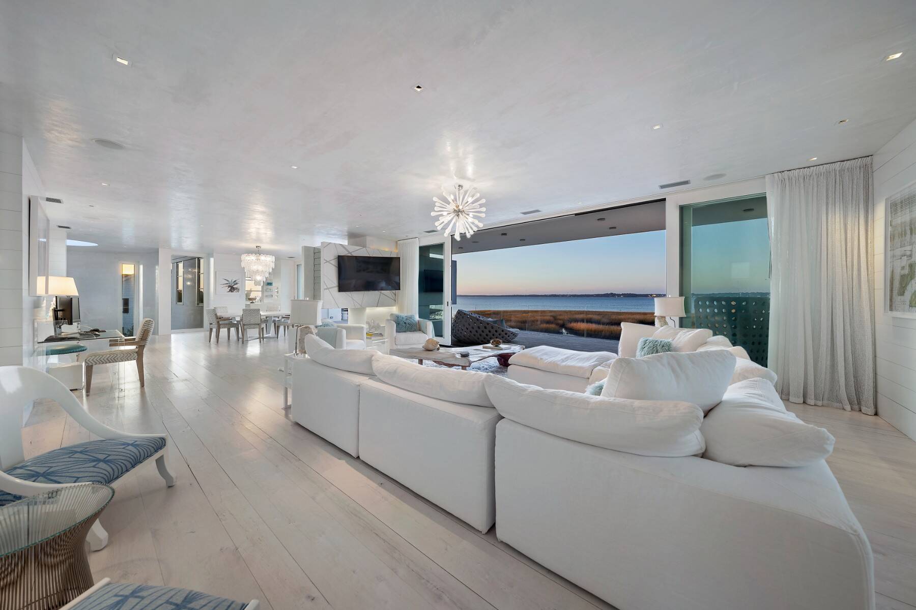 1377 Meadow Lane