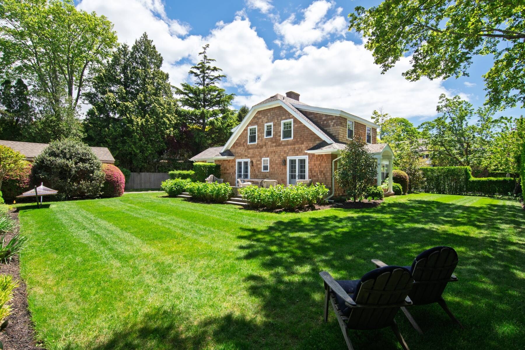 210 Little Plains Rd 