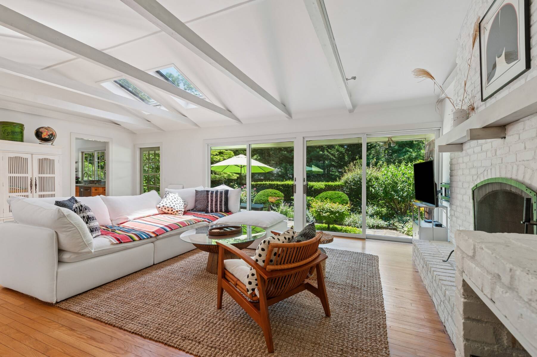 6 Randall Road 