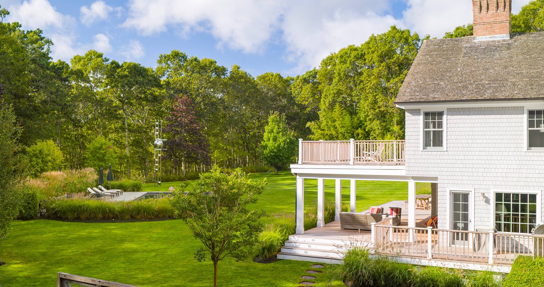 11 Edge Avenue (formerly 335 Edge Of Woods) 