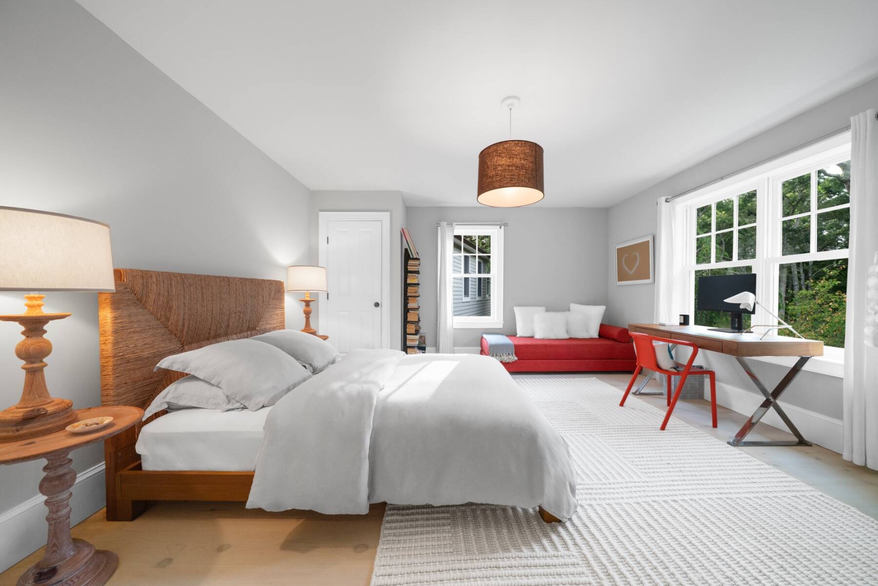 11 Edge Avenue (formerly 335 Edge Of Woods) 