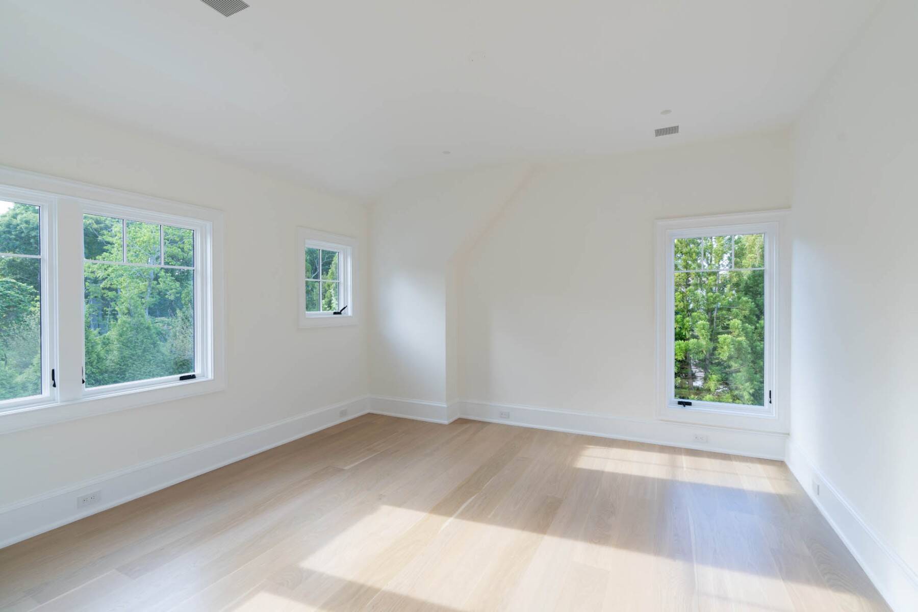 25 Fresh Pond Road 