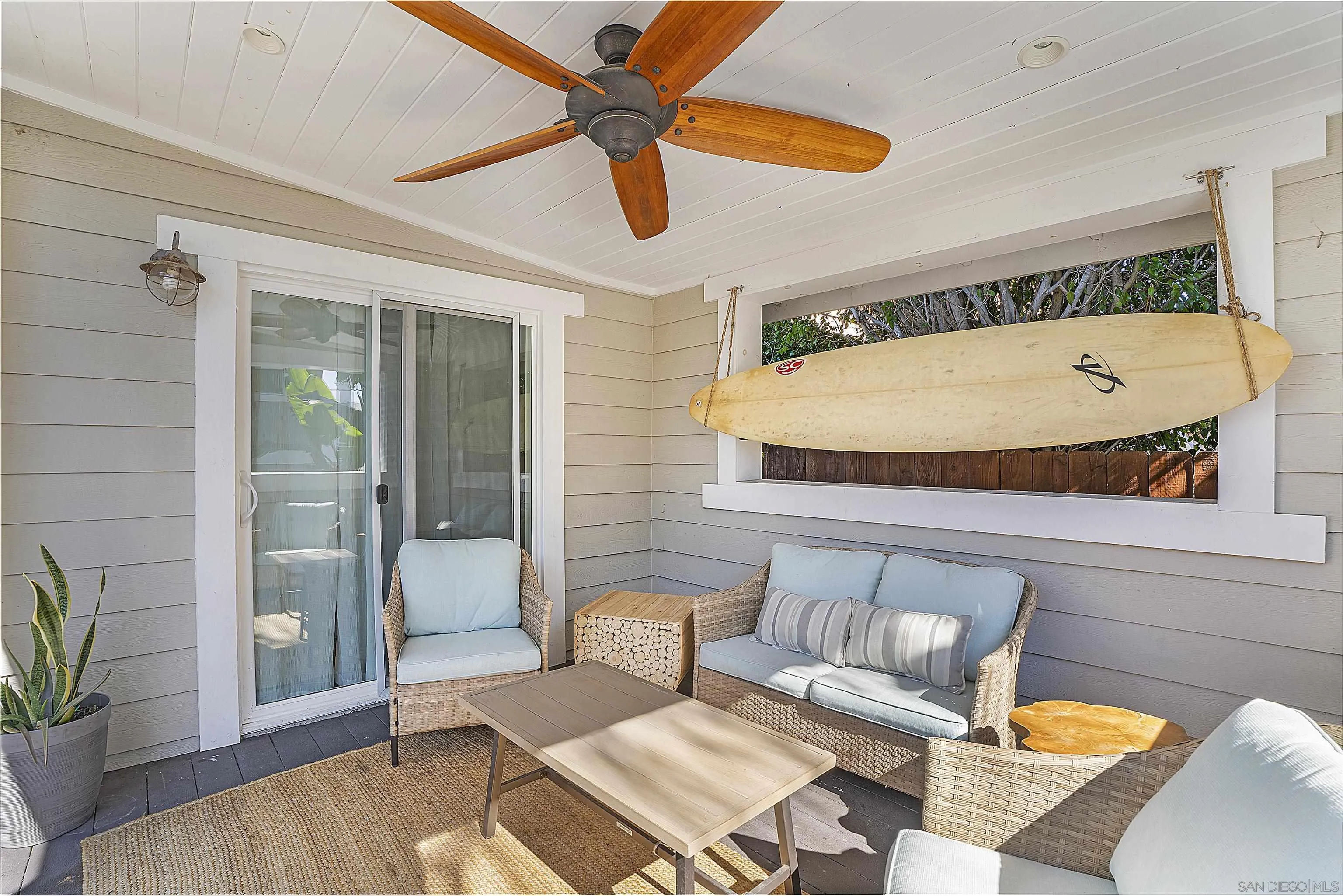 1335 Tourmaline Street