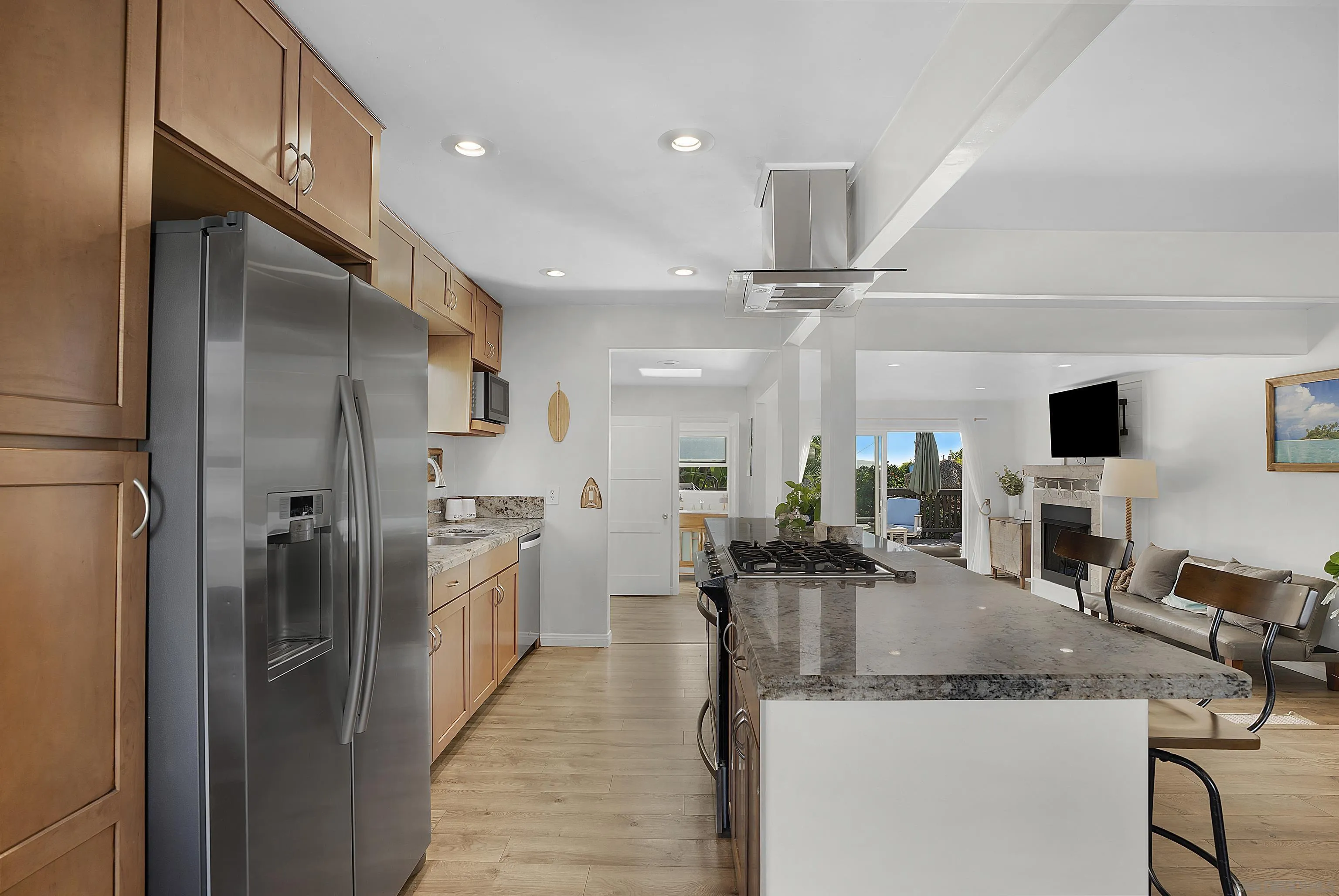 1335 Tourmaline Street