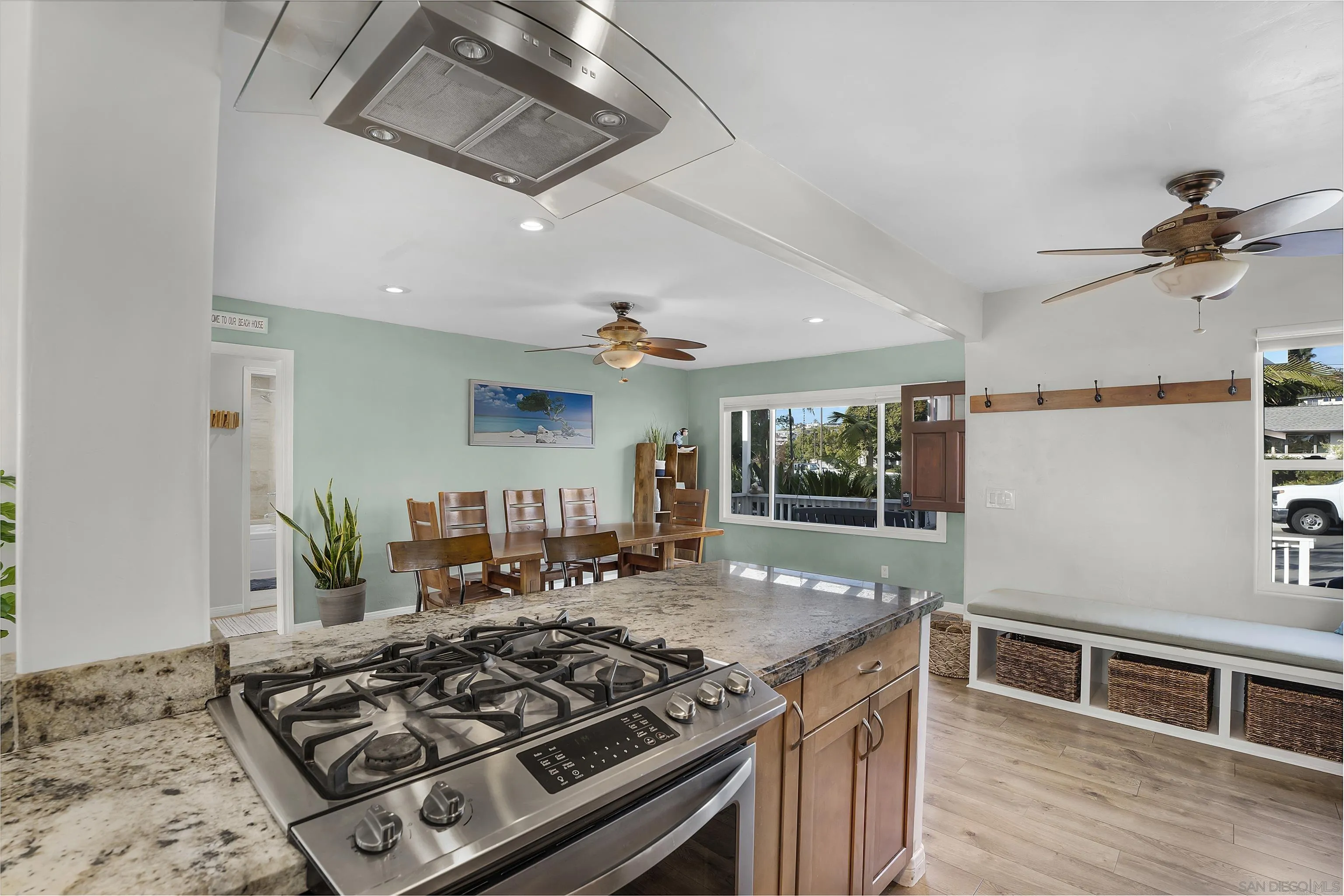 1335 Tourmaline Street