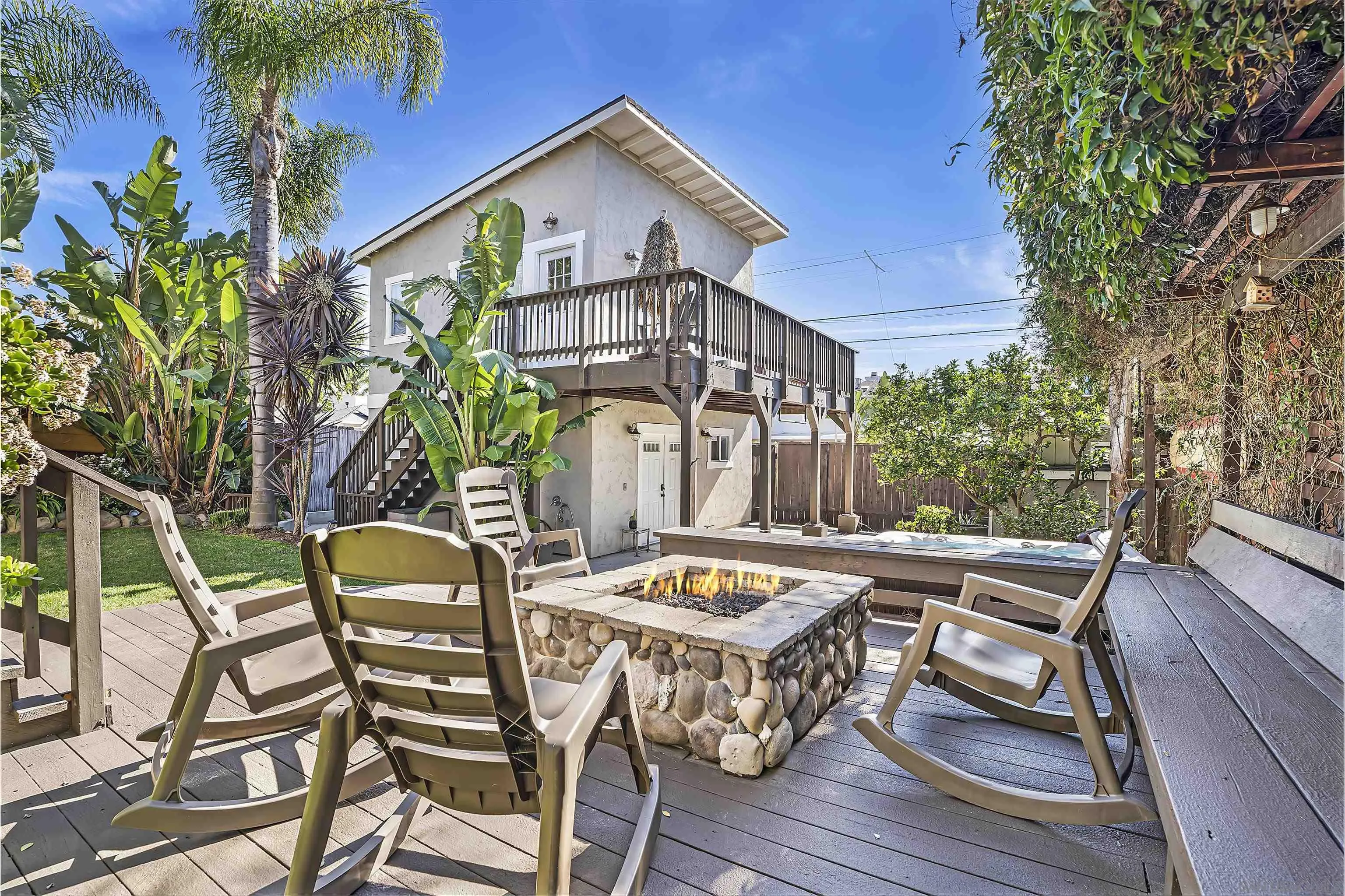 1335 Tourmaline Street