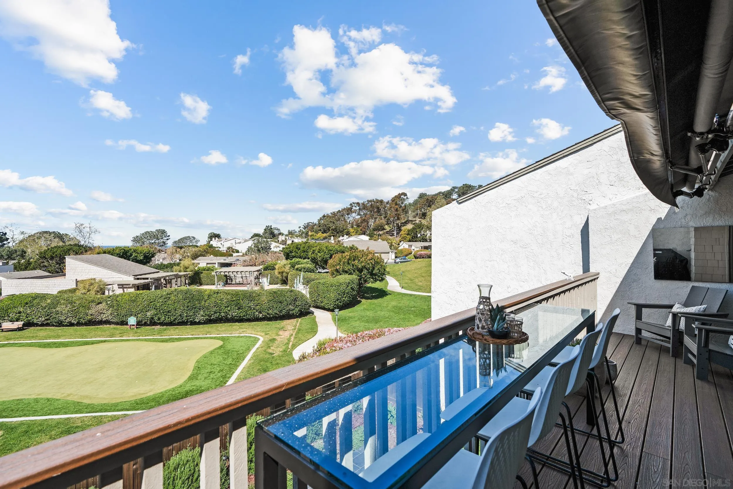 12858 Caminito En Flor