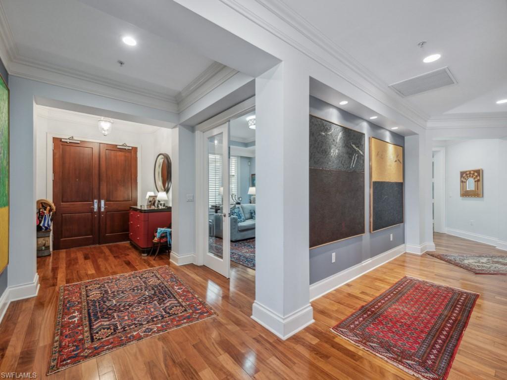 625 5th AVE S # 302 Unit: PH-302