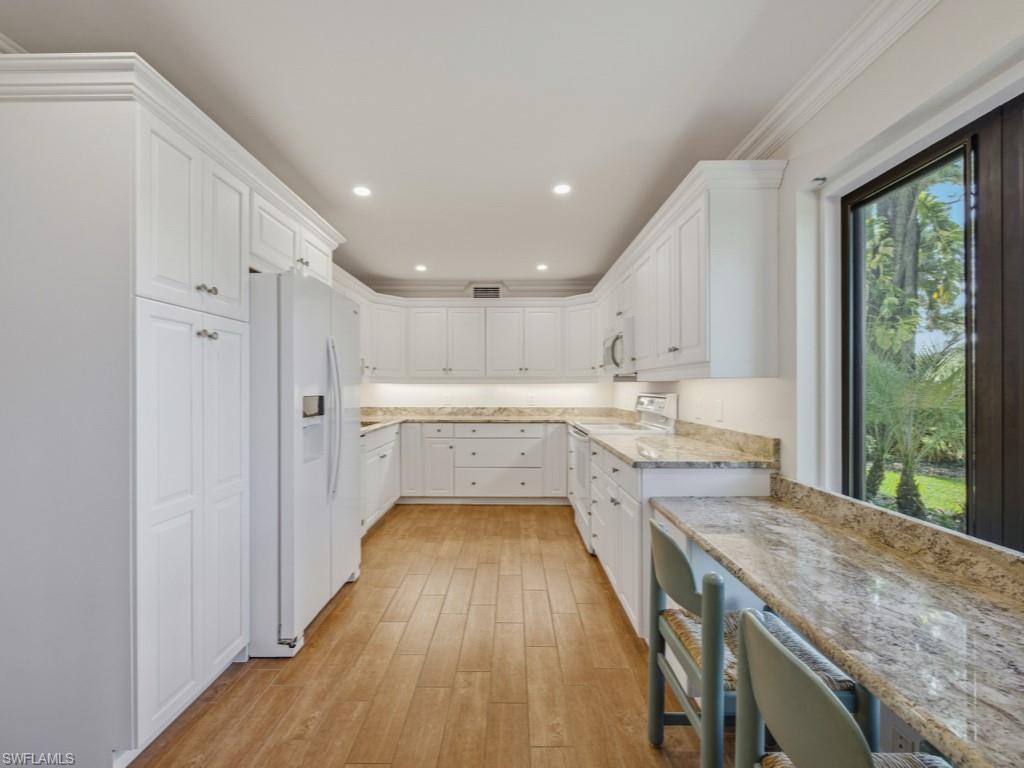 106 CLUBHOUSE DR # G169