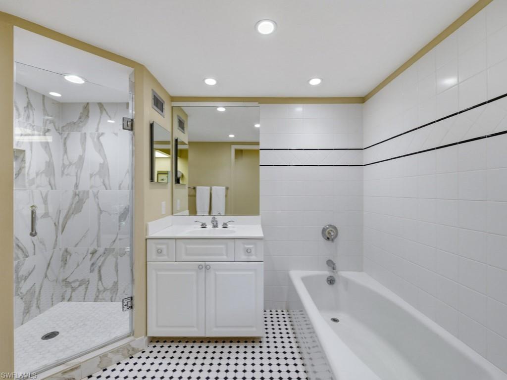 106 CLUBHOUSE DR # G169