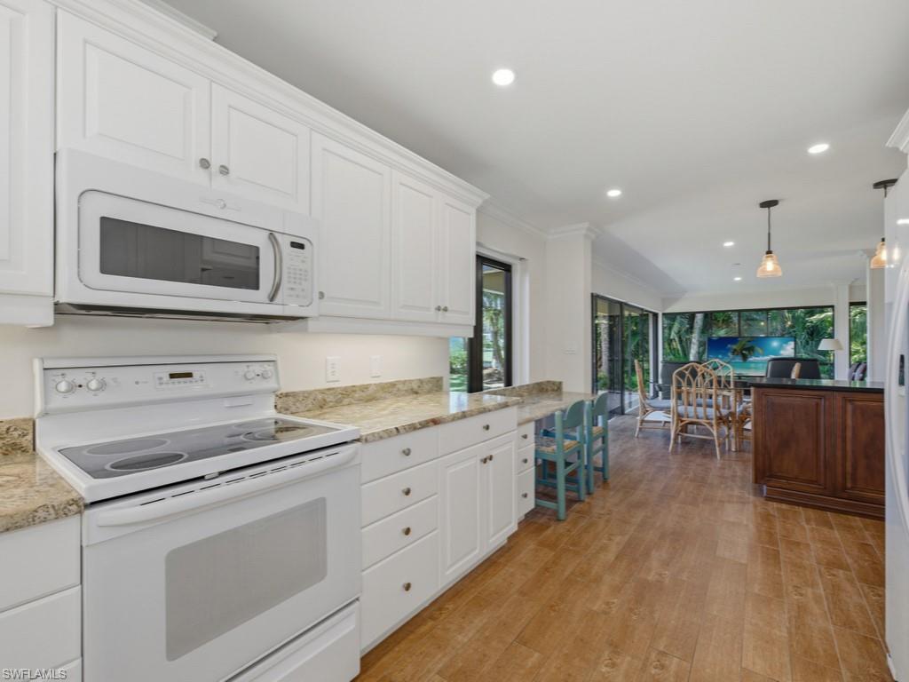 106 CLUBHOUSE DR # G169