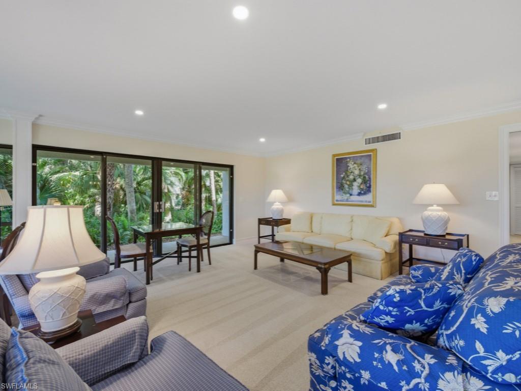 106 CLUBHOUSE DR # G169