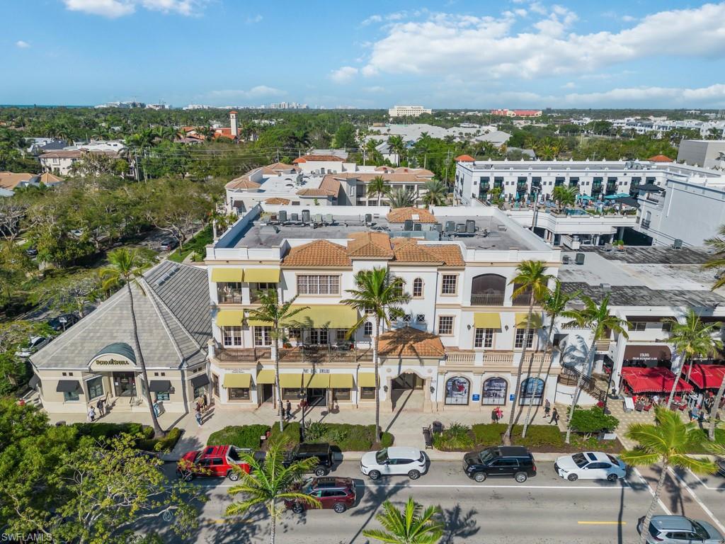 625 5th AVE S PH-302