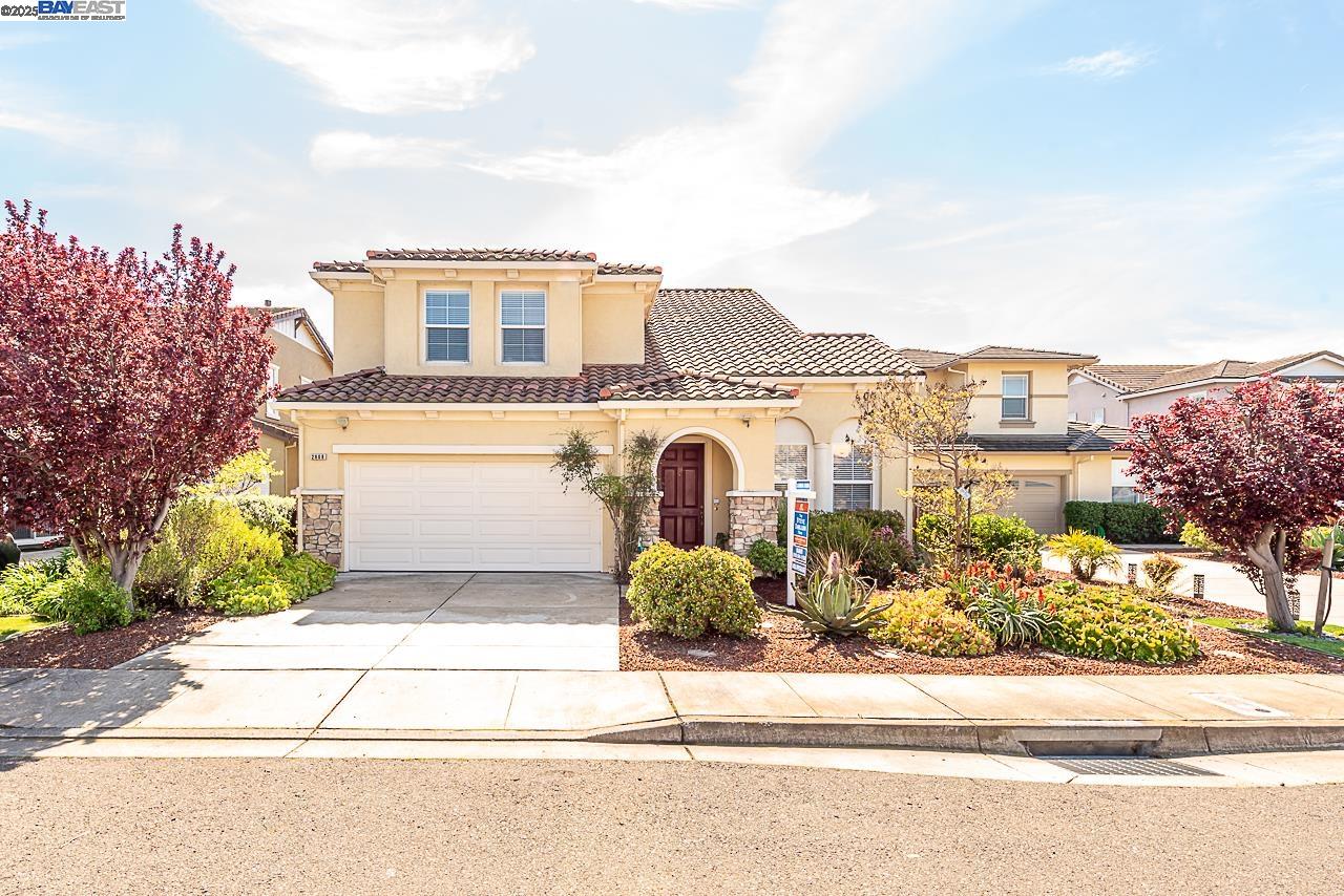 Popular Eden Shores Community next to the Bay!
