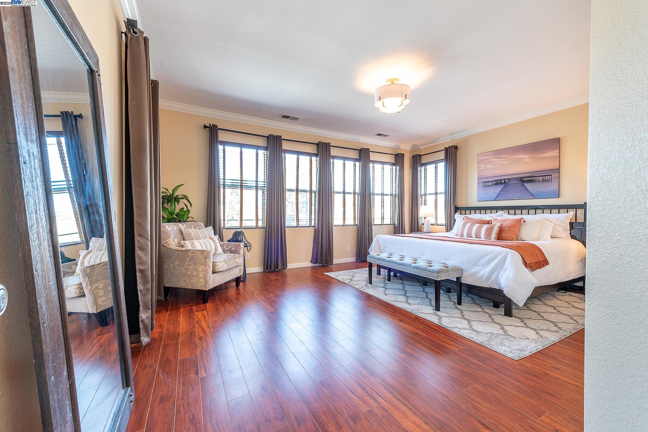 Eden Shores Community - facing the park!